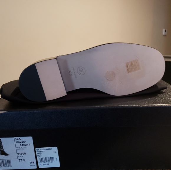 Chanel riding knee boots - Picture 2 of 6